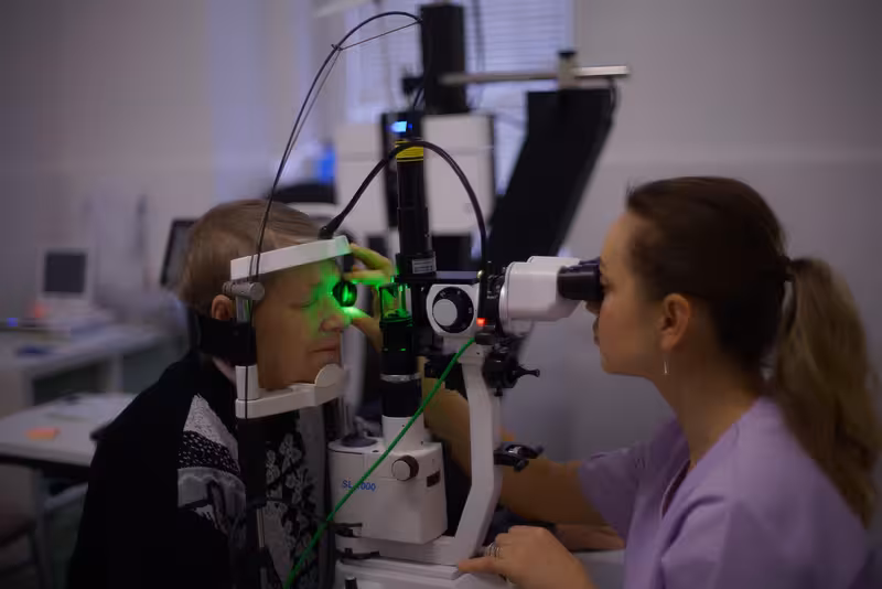 Doctor for Reading Reviews for Hearing Aid Fitting and Aftercare - Clinic Reviews For Hearing First Oxford
